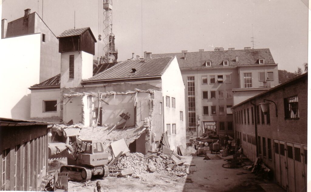 Bauarbeiten im Rathaushof 1976